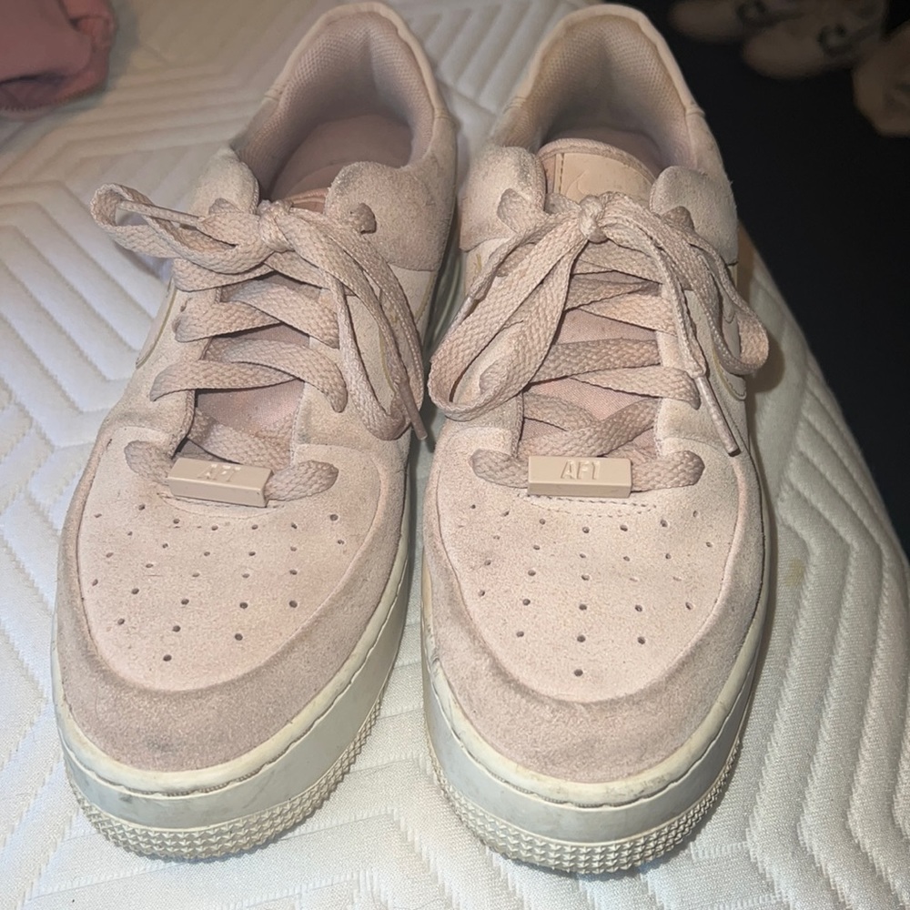 Air Force 1 mauve color size 7 used